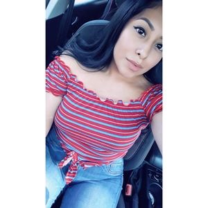 Meet your Posher, Faviola